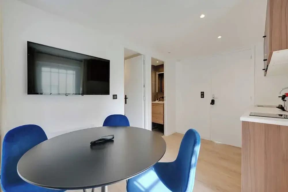 Pleasant and Bright apt - 1bd/2p - Aubervilliers - Photo 1