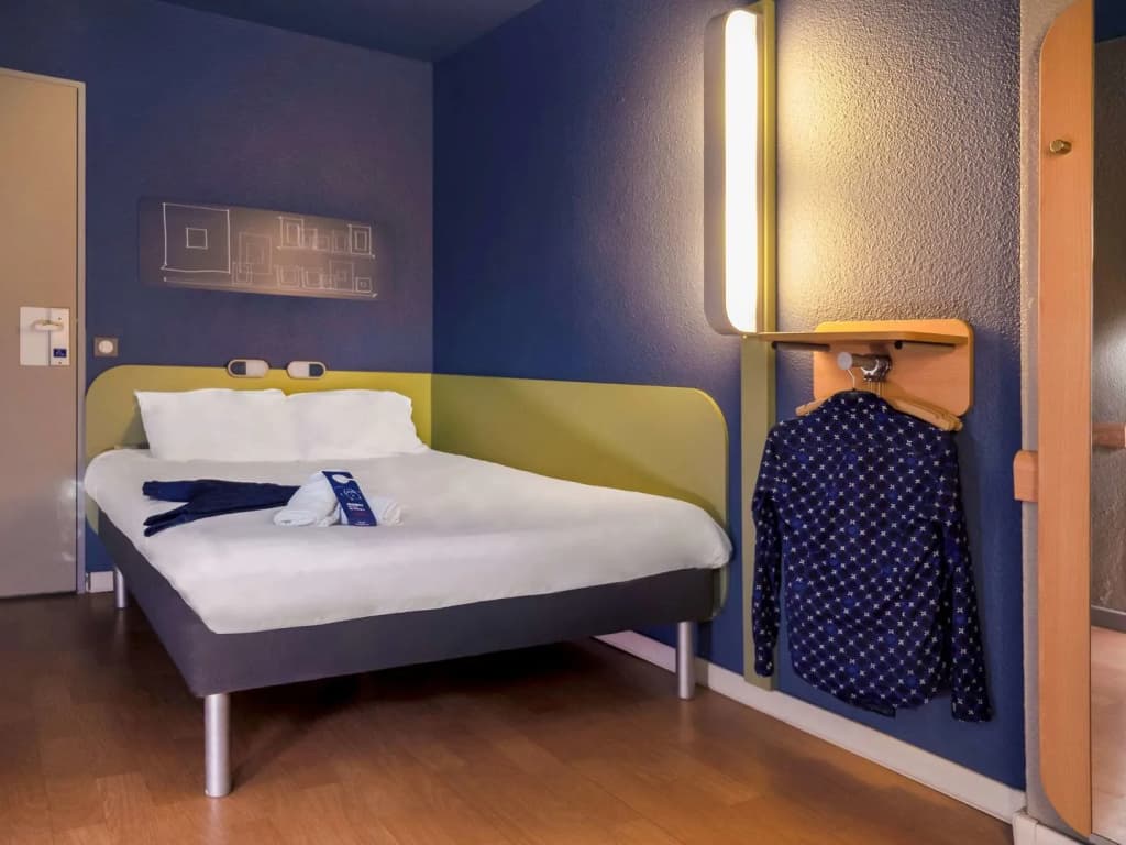Ibis Budget Arles Sud Fourchon - Photo 3