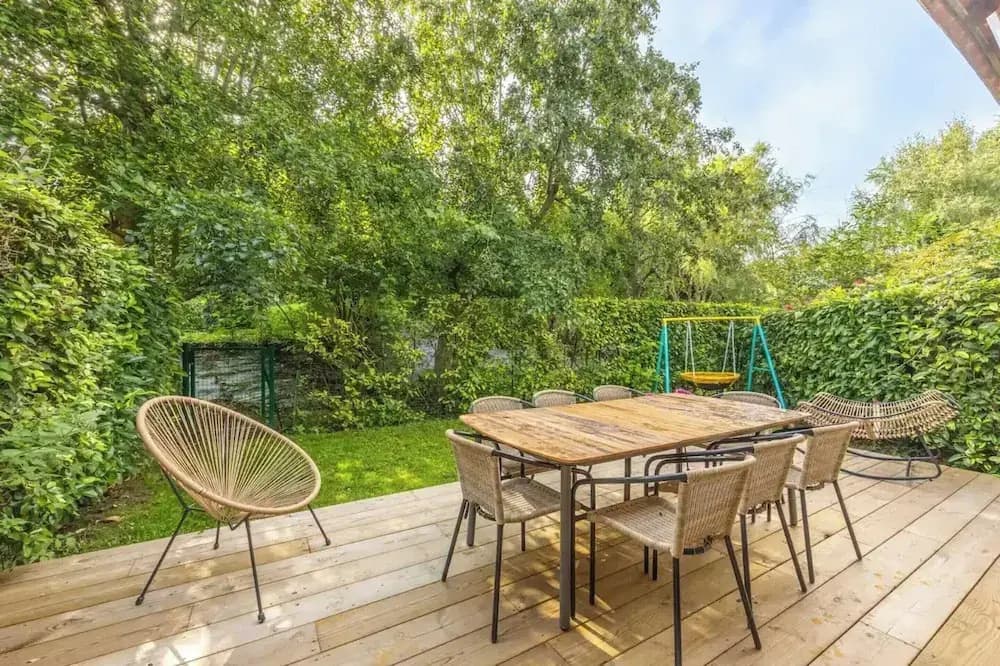 Charming House With Garden in Residence With Pool - Miniature 7