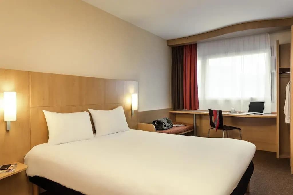ibis Pontarlier - Miniature 6