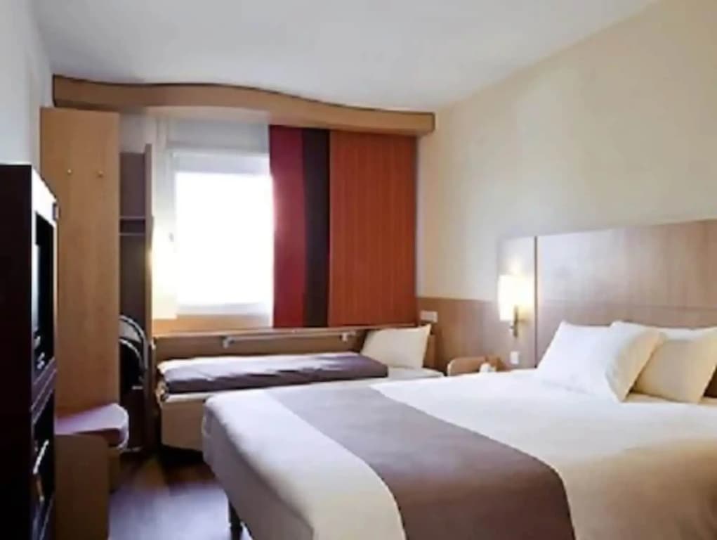 ibis Cannes Plage La Bocca - Miniature 6