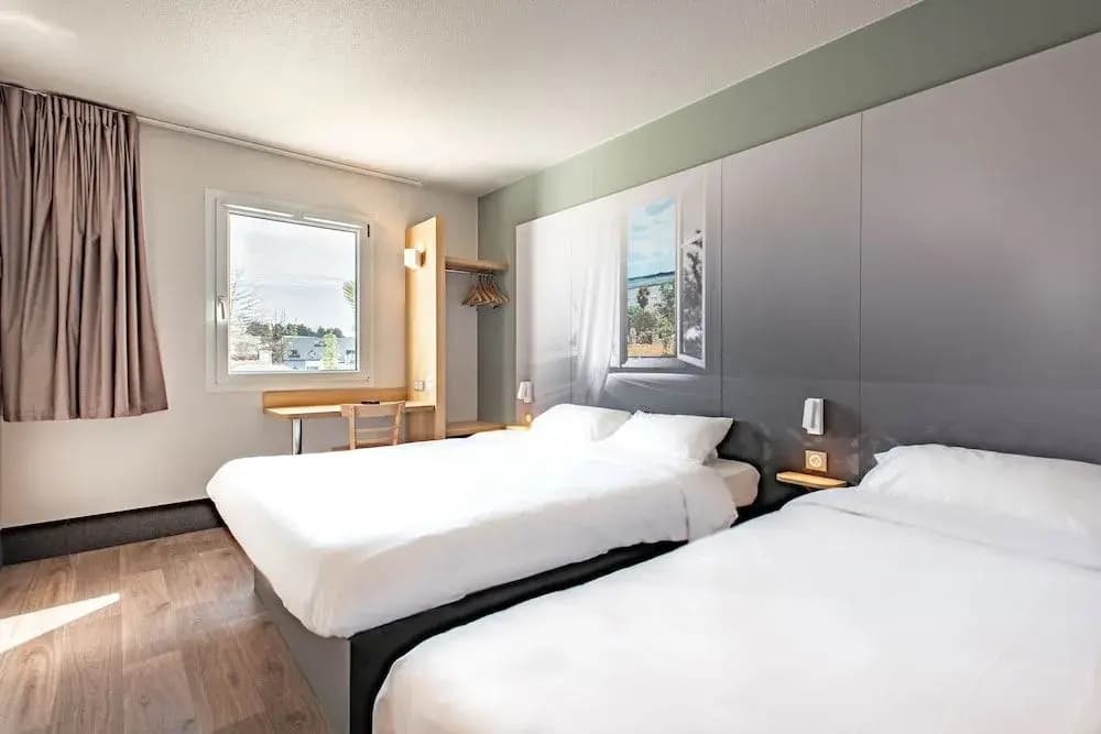 B&B HOTEL Vannes Ouest Golfe du Morbihan - Miniature 7
