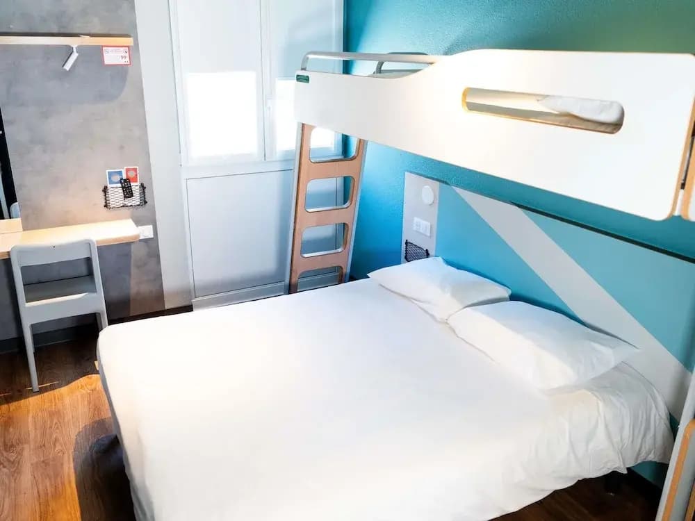 Ibis Budget Aix-En-Provence Les Milles - Miniature 7