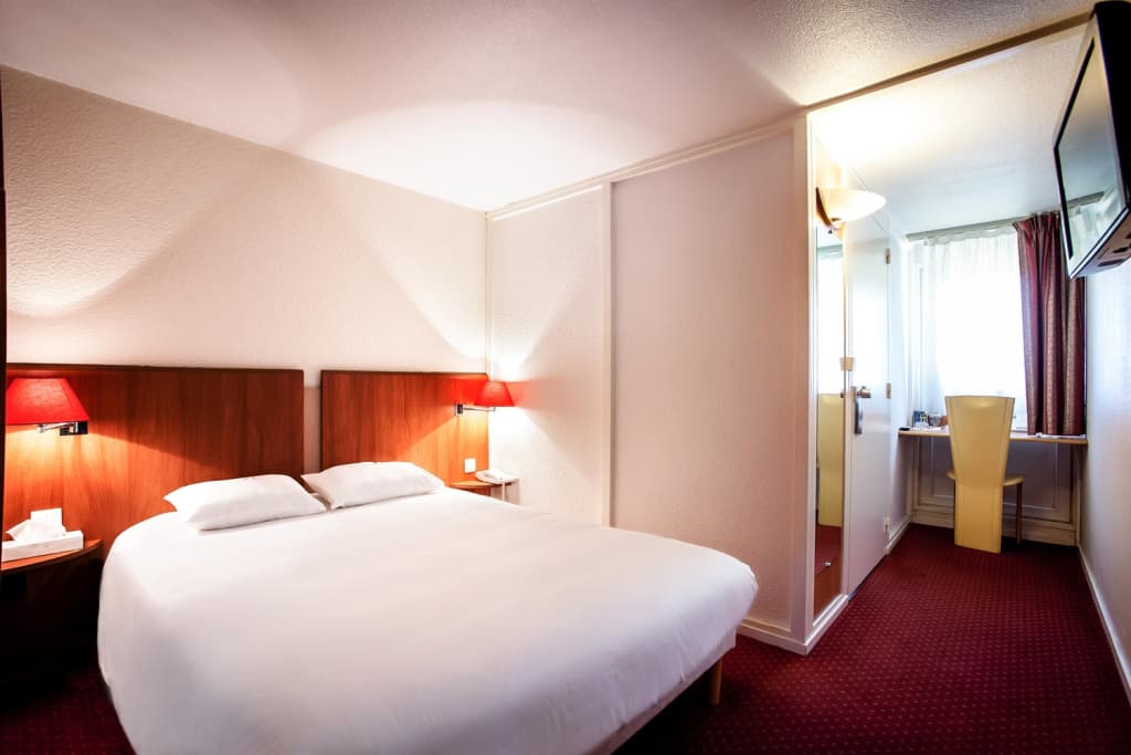 Inn Design Mâcon Sancé Hotel - Photo 4