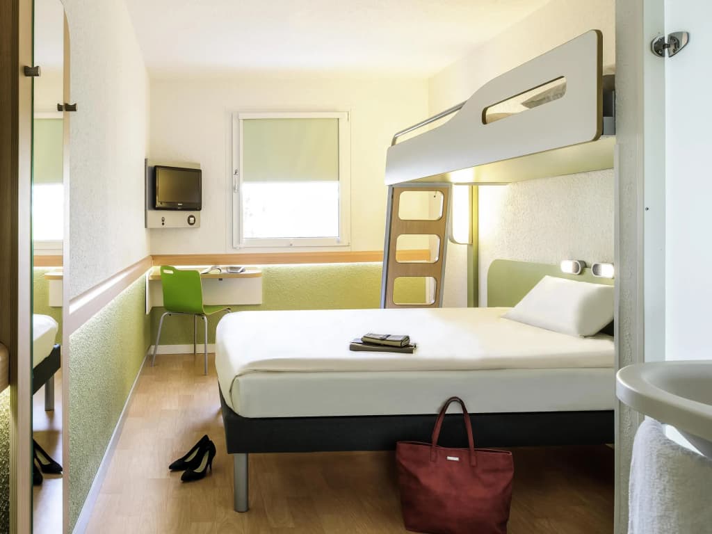 ibis budget Hyères Centre Ville - Miniature 6