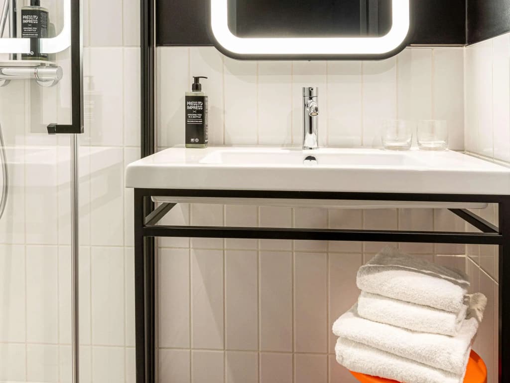 Ibis Styles Paris Villejuif - Miniature 7