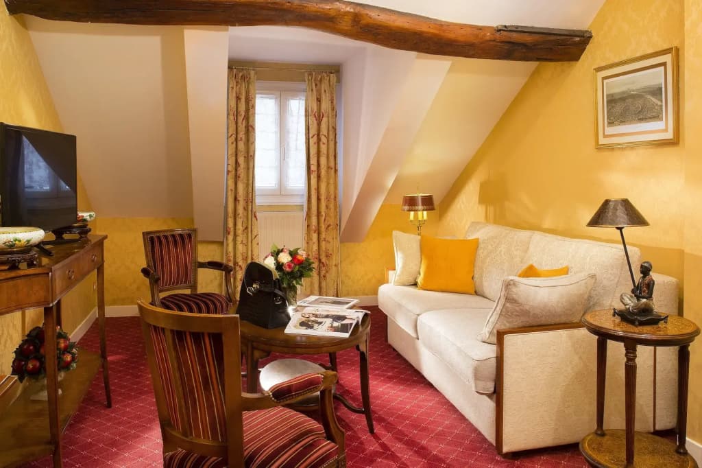 Hotel De Varenne - Photo 3