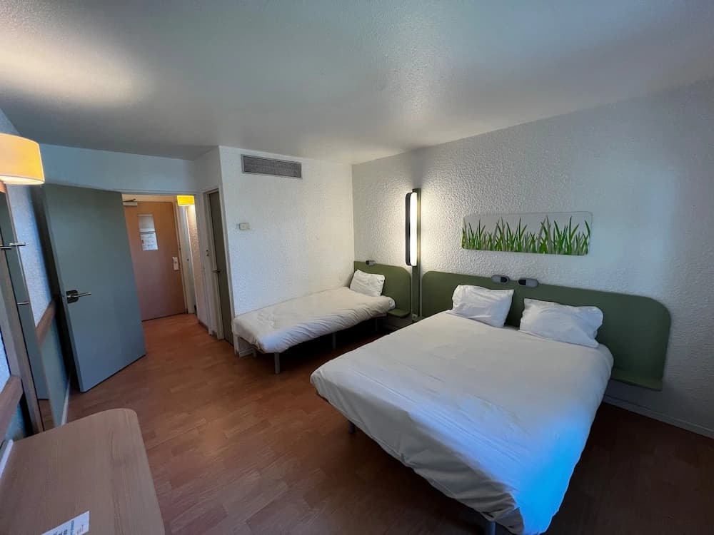 ibis budget Marseille Est Porte d'Aubagne - Photo 5
