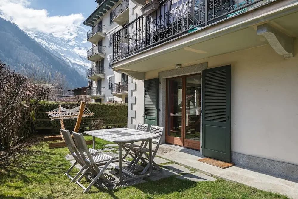 Les Terrasses Spacious Central 3 Bedroom Apartment - Photo 3