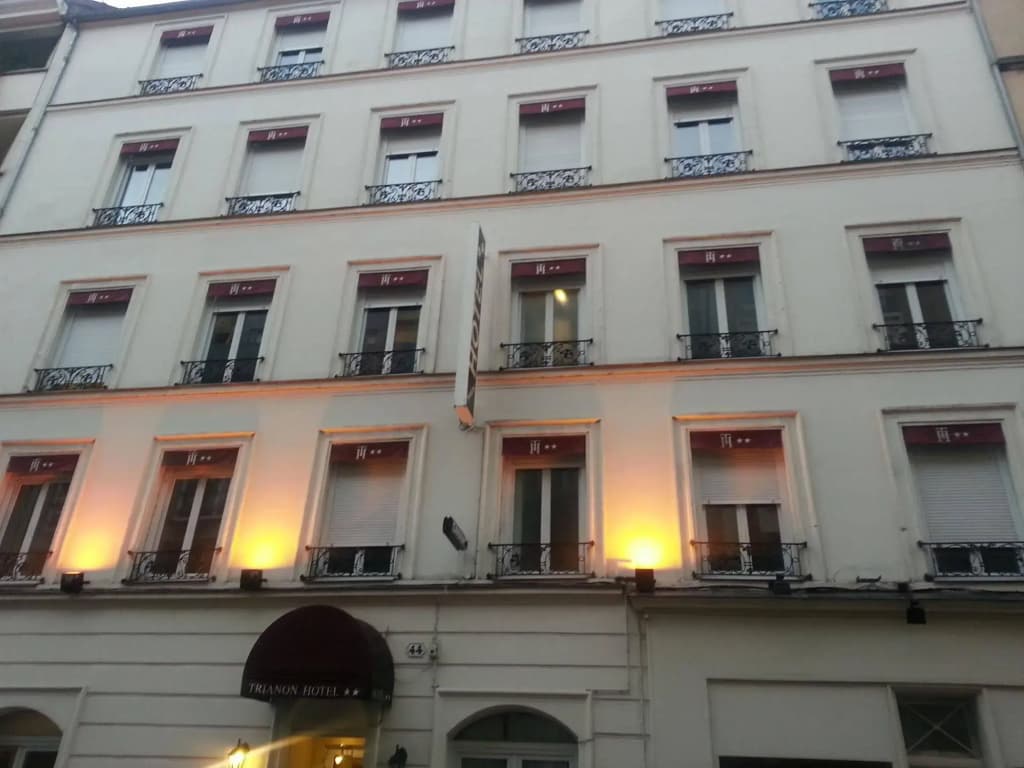 Hôtel Trianon Vincennes - Photo 1