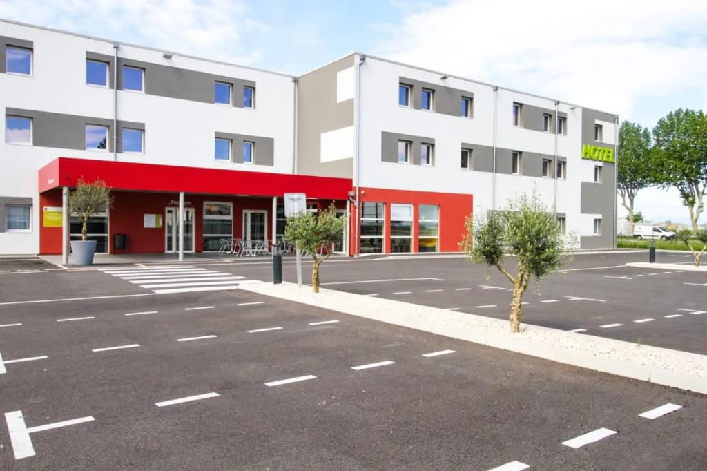 B&B HOTEL VALENCE TGV-Romans - Photo 1