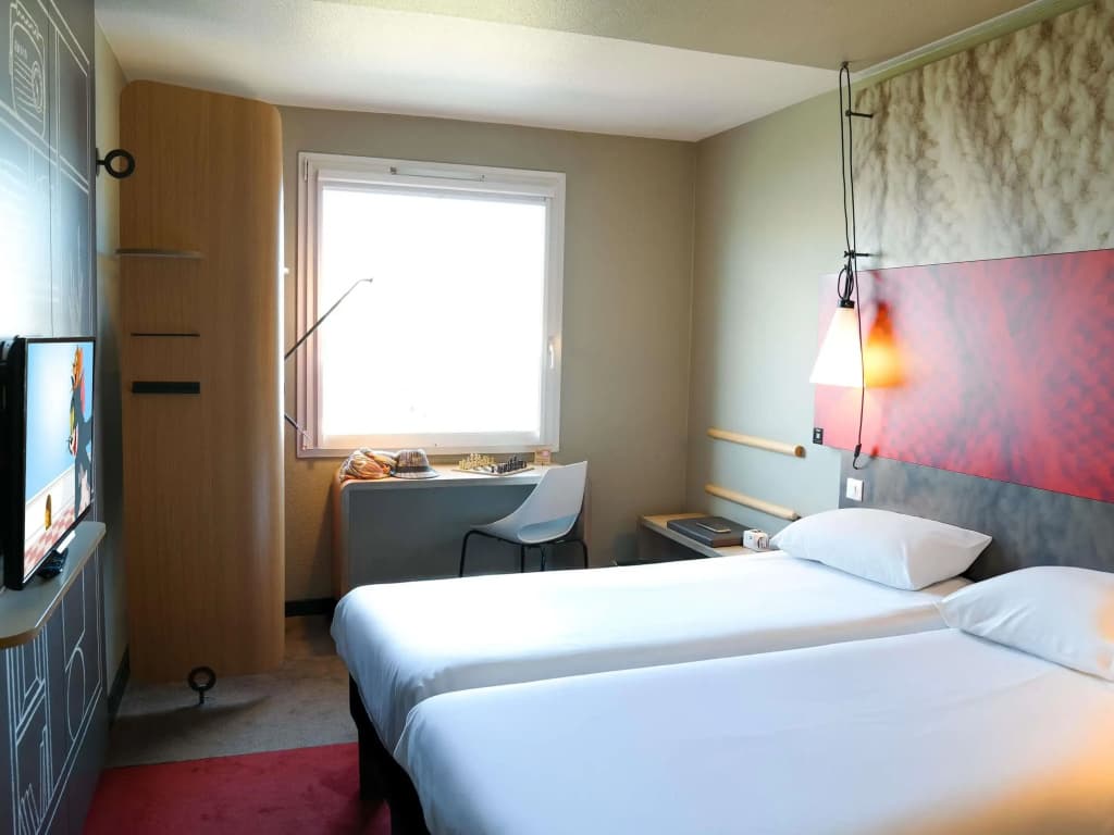 ibis budget Caen Porte de Bretagne - Photo 3
