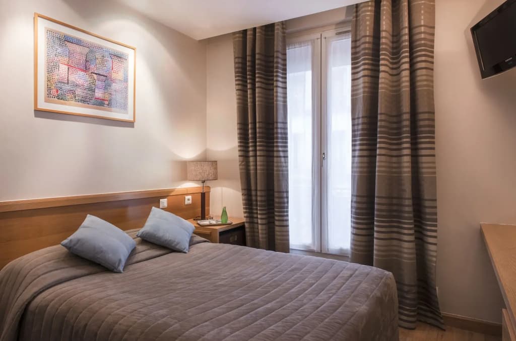 Hotel Apollinaire - Miniature 7