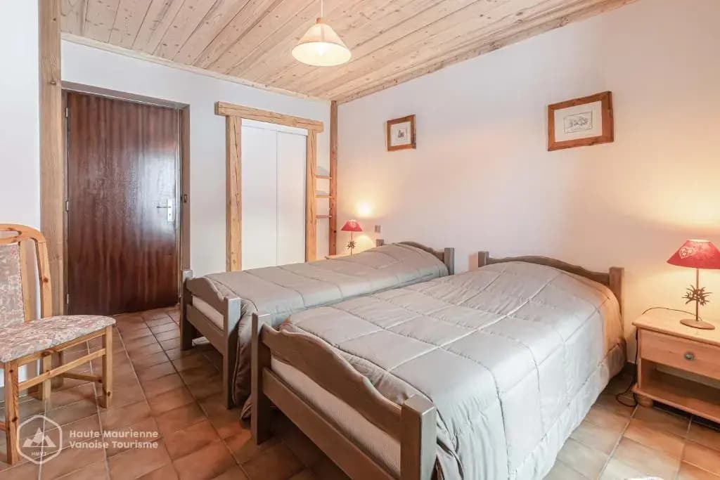 153 Rue des Rochers - Photo 3