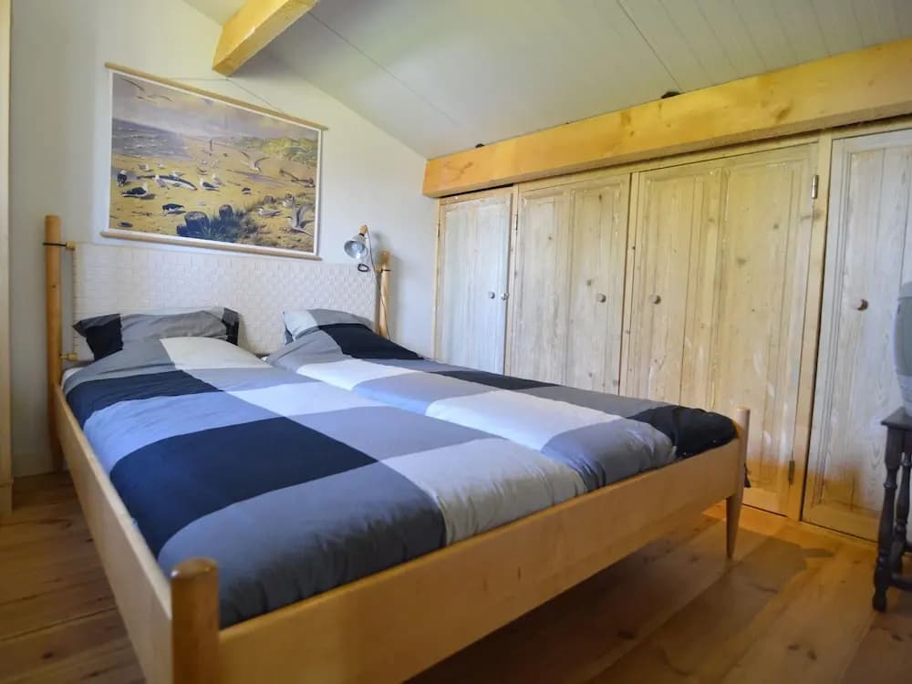 Modern Holiday Home near Forest in Burgundy - Photo 4