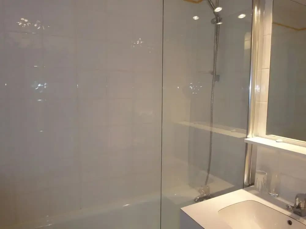 Cosy Flat in Meribel Close to the ski Lifts - Miniature 7