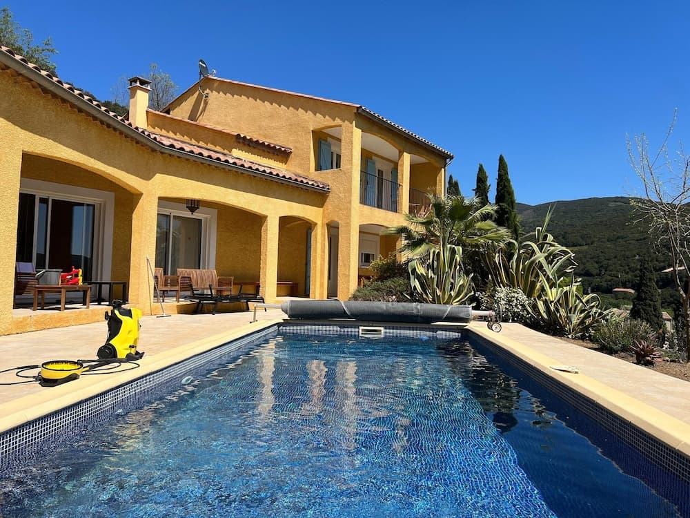 Roquebrun Villa With Pool - Miniature 6