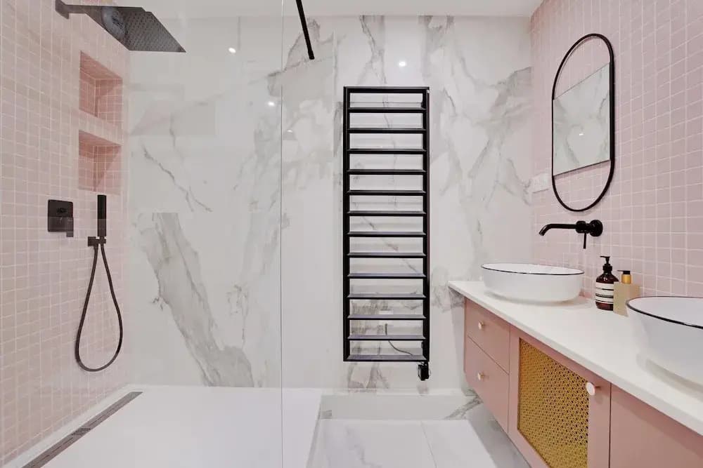 Modern, Spacious Apartment Just Outside Paris - Miniature 8