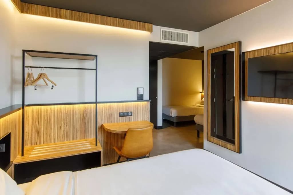 B&B HOTEL Clermont-Ferrand A71/A75 La Méridienne - Photo 5