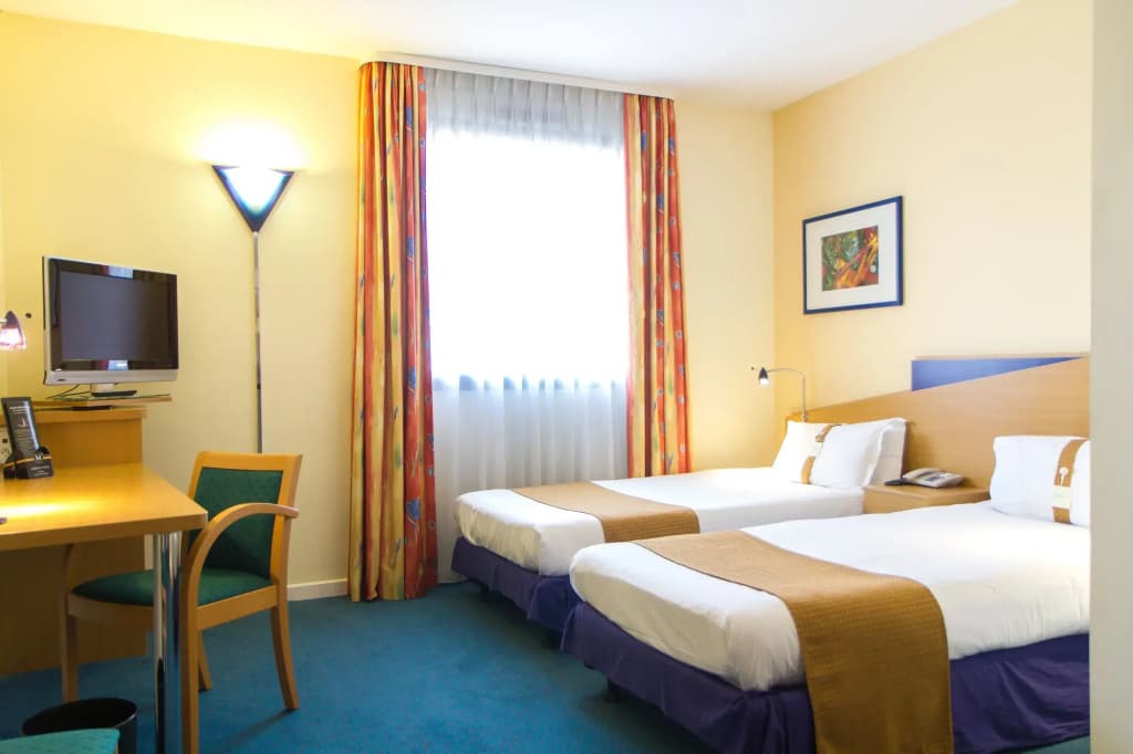 Holiday Inn Express Arras by IHG - Photo 3