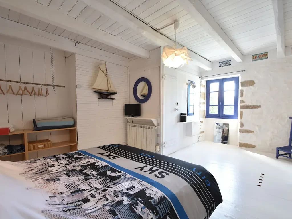 House Full of Charm With Garden,10min From the Pointe du Raz - Miniature 5