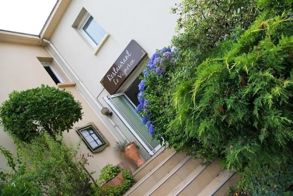 Hôtel de La Louée - Photo 1