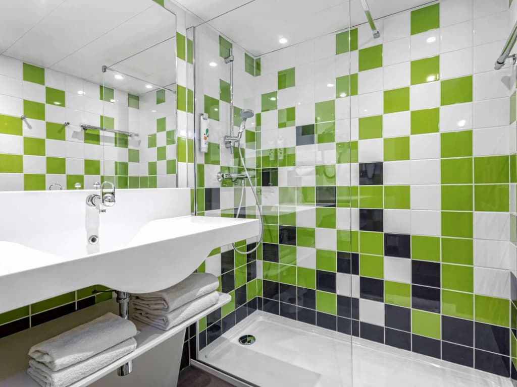 ibis Styles Avignon Sud - Miniature 7