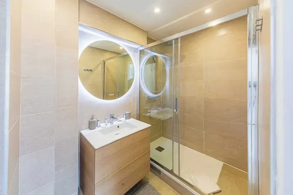 Superb Trocadero / Eiffel Tower Apartment - Photo 4
