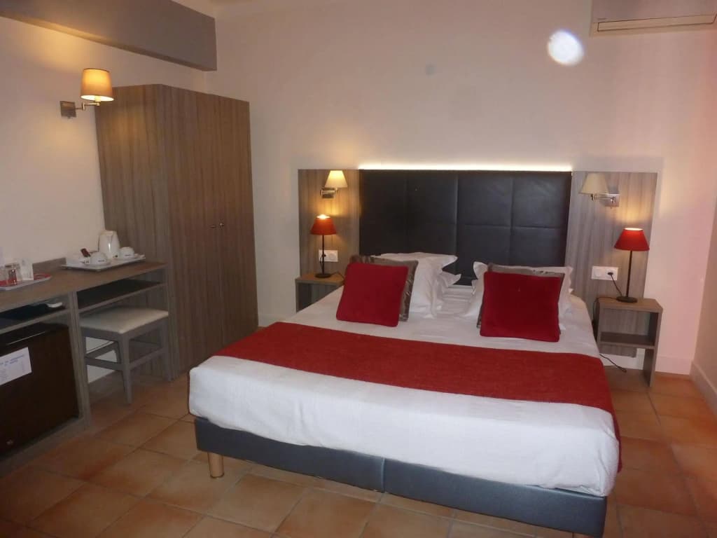 Hôtel Espadon - Photo 5
