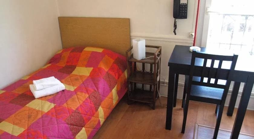 Hotel Chateaubriand - Photo 4