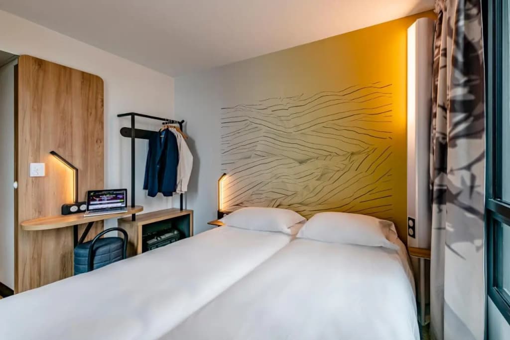B&B HOTEL Landerneau Bois Noir - Miniature 4