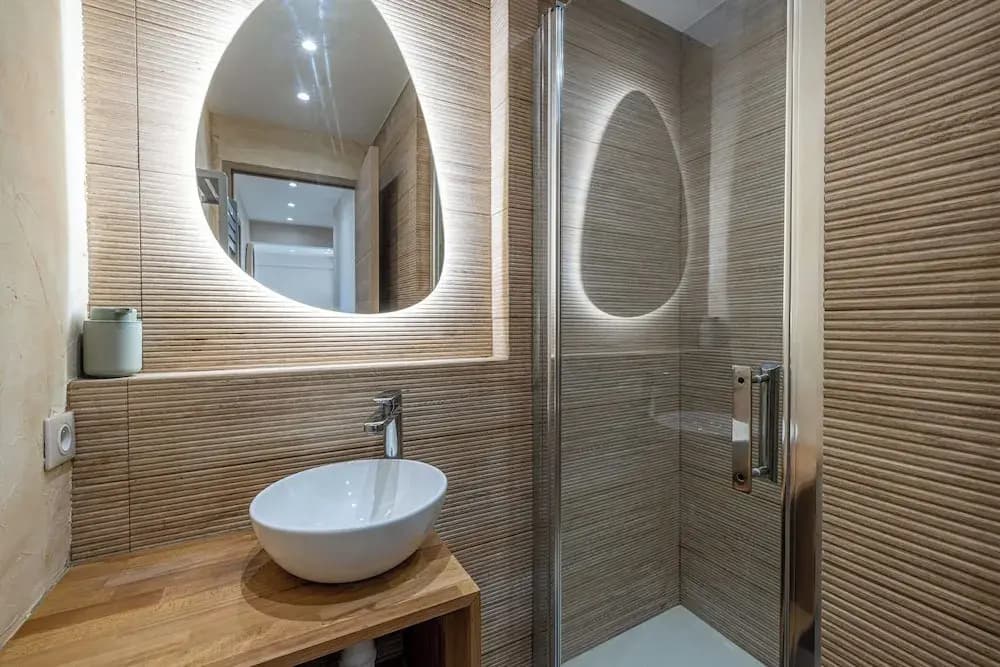 Renovated Flat 250m From the Beach - Town Centre - 2br/6p - Photo 5