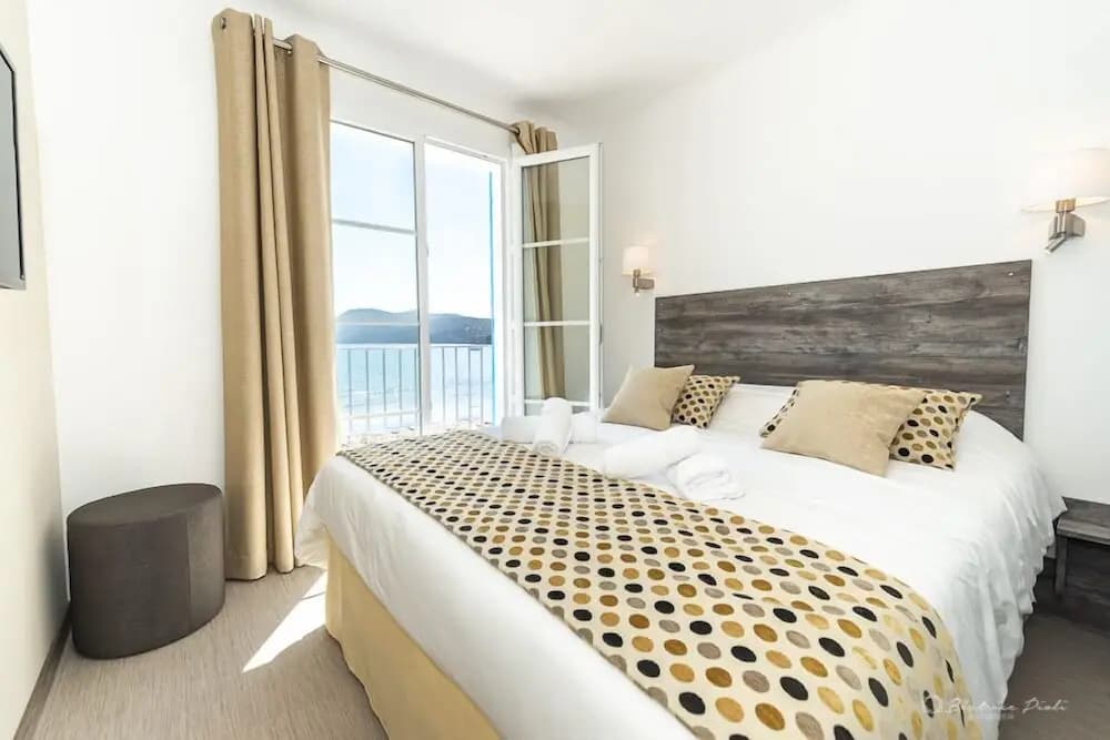 Hotel George Sand - Miniature 5
