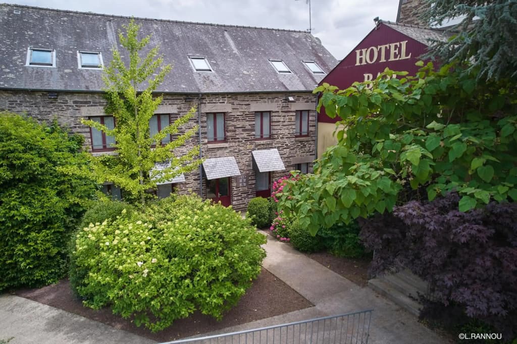 Hotel Le Relais De Broceliande - Photo 1