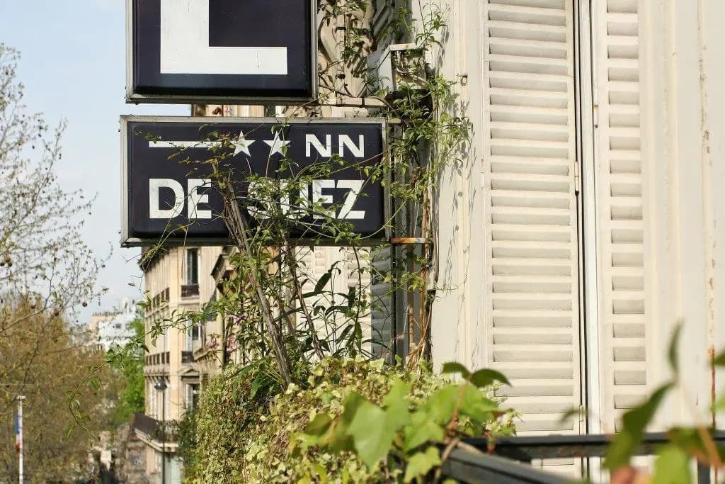 Hôtel de Suez - Photo 1