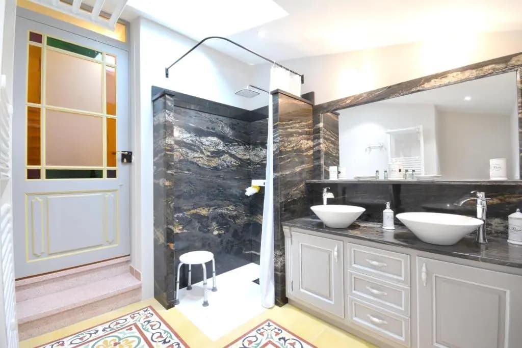 Maison de 2 chambres avec piscine partagee jardin amenage et wifi a Le Thor - Miniature 7