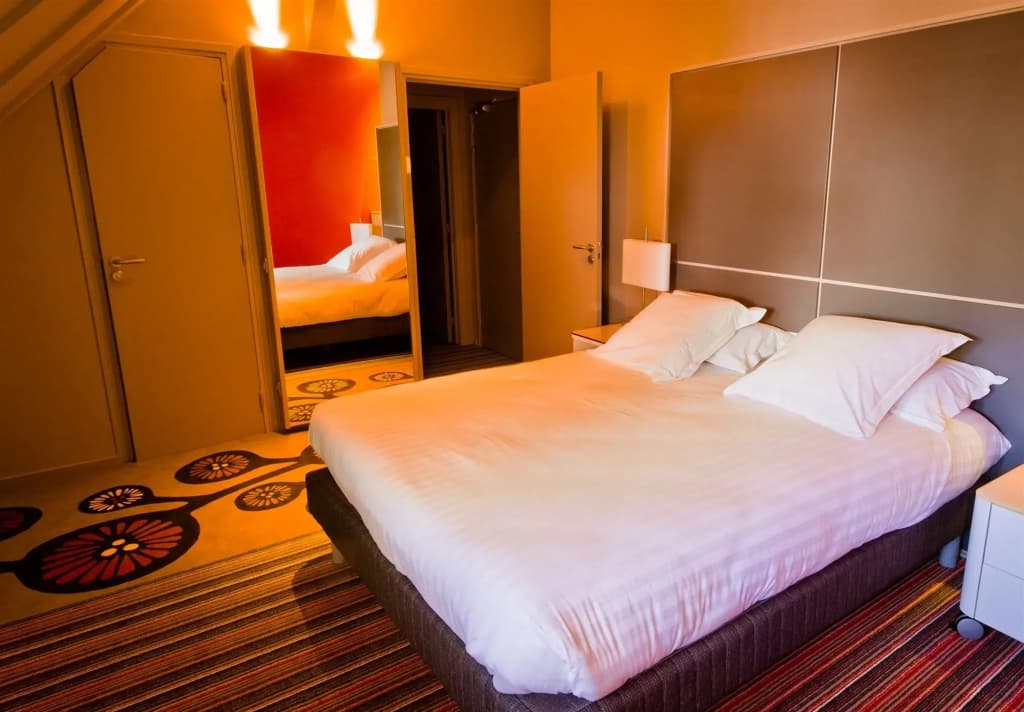Hotel Villa K - Basel Airport - Photo 2