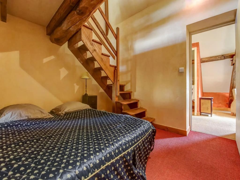 Pleasant Holiday Home in Raizeux With Garden - Photo 4