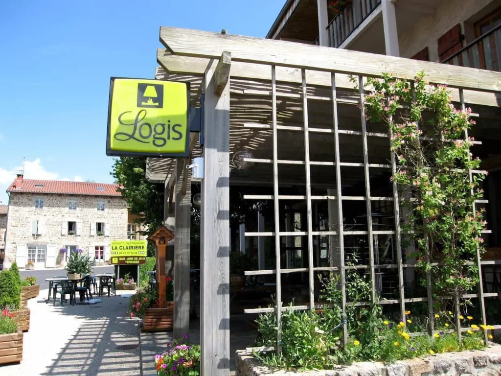Hôtel la Clairière - Photo 1