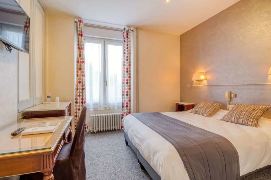 Brit Hotel Le Cygne - Miniature 7