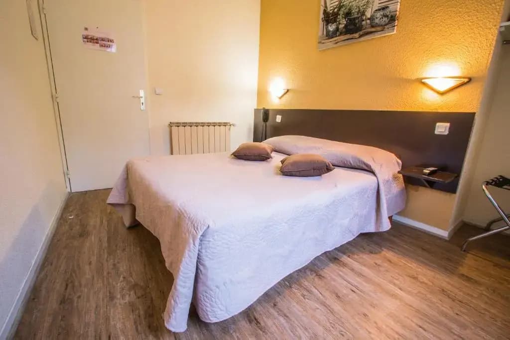 Theatre Hotel - Photo 1