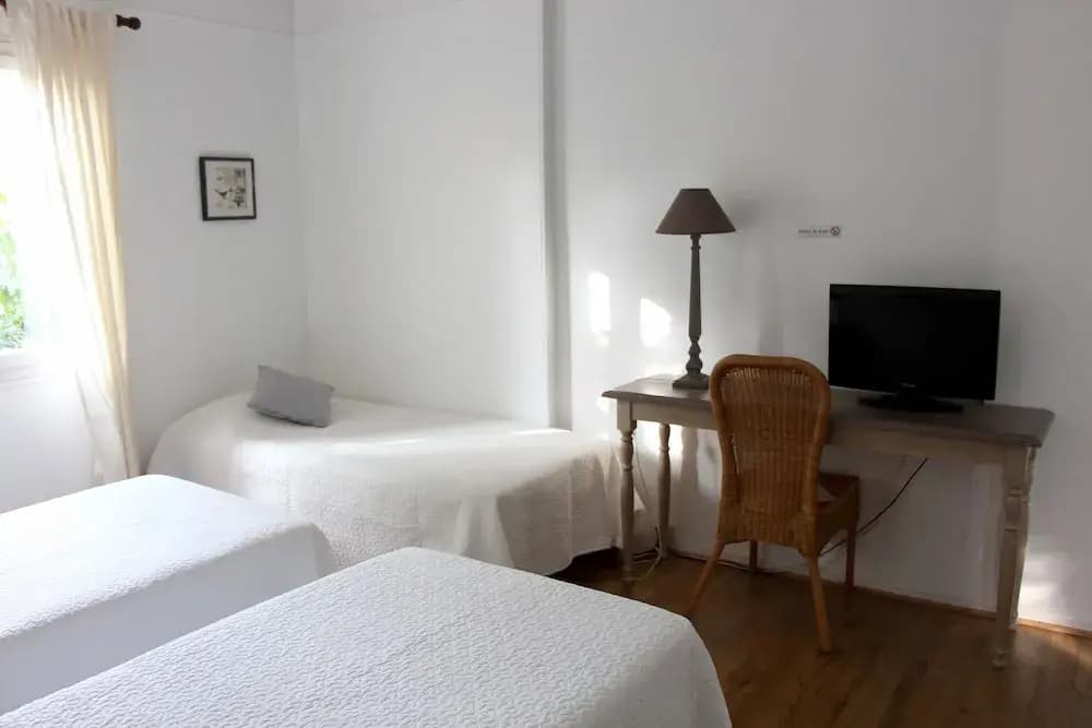 Hôtel Les Oliviers - Photo 4