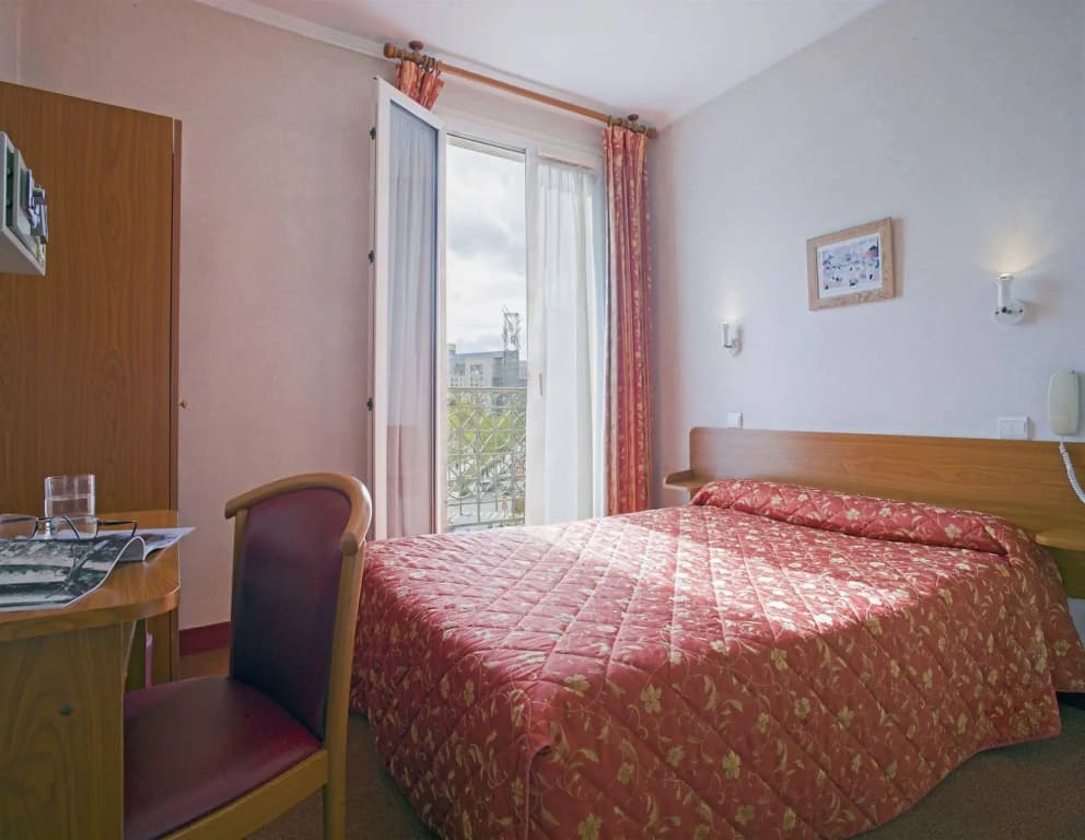 Hôtel de la Place des Alpes - Photo 4