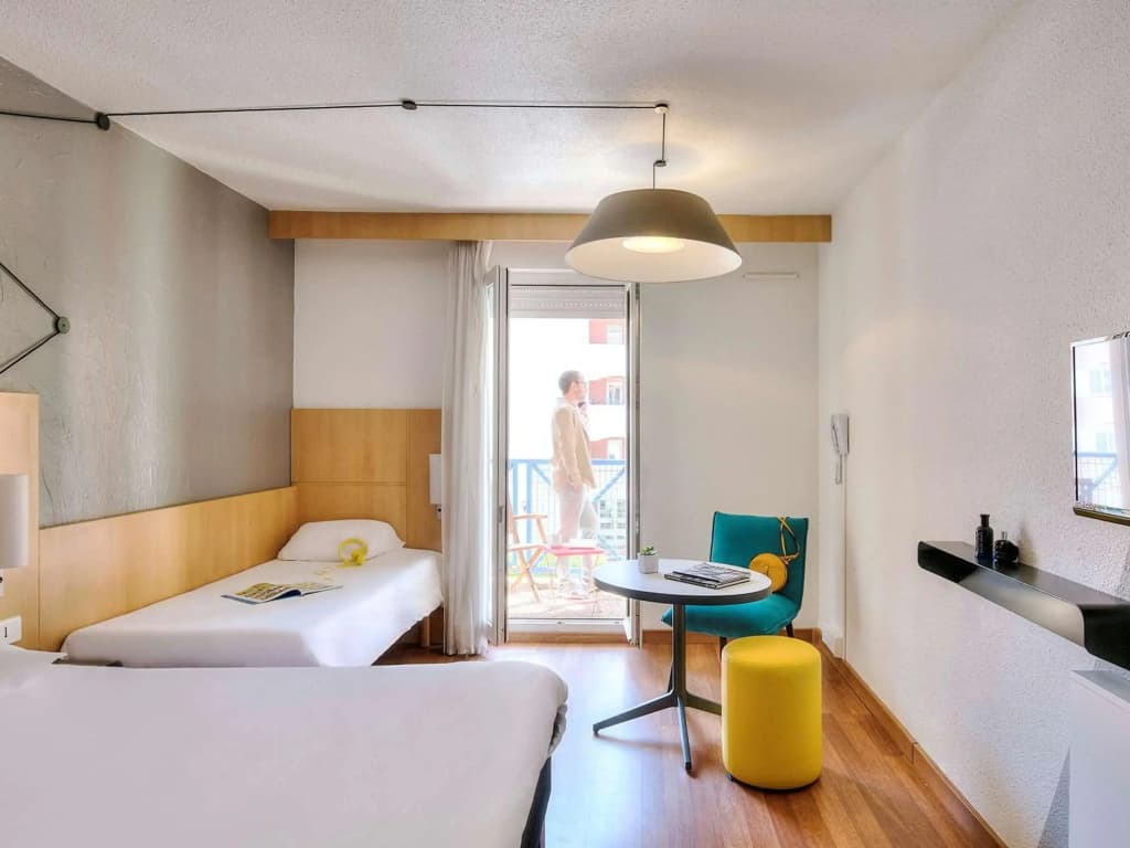 ibis Hyères Centre - Photo 3