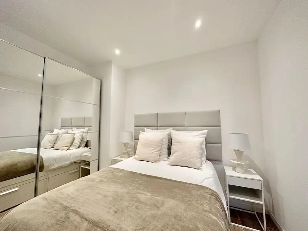 Modern Apartment - 1bd/4p - Center of St Tropez - Photo 2