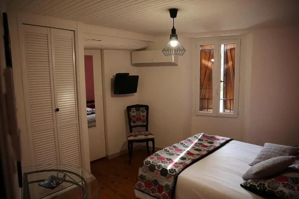 Hotel Restaurant Les Pins - Photo 1