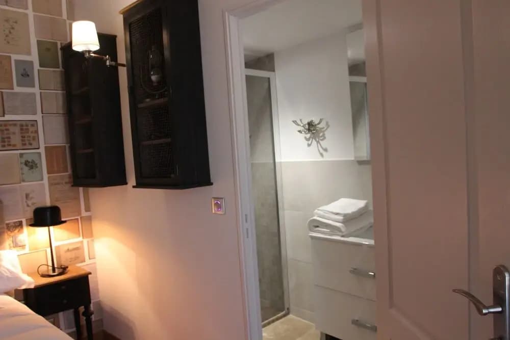 Chambre d'hôtes les Variétés - Miniature 8