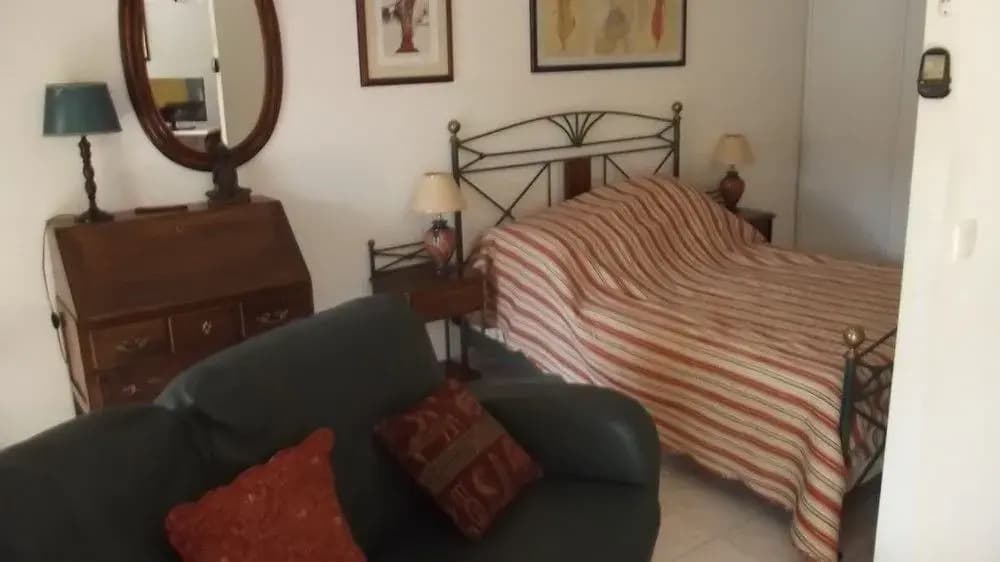 Appartement 4 personnes avec terrasse et parking quartier du Port de Nice - Photo 2