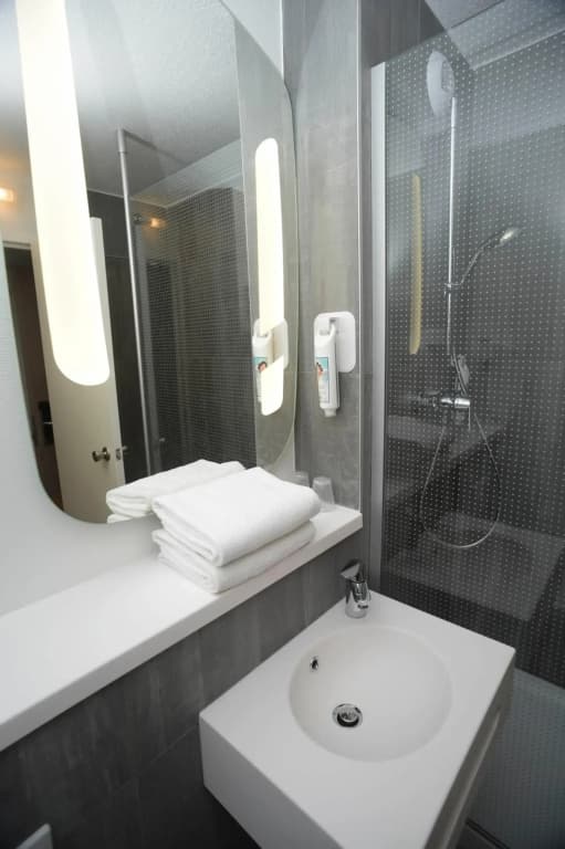 ibis Lyon Gerland Rue Merieux - Miniature 7