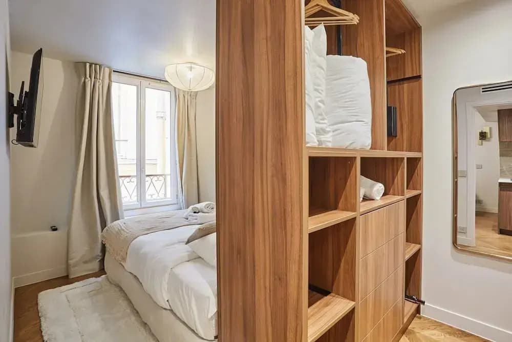 New Apartment Center of Paris - Photo 3